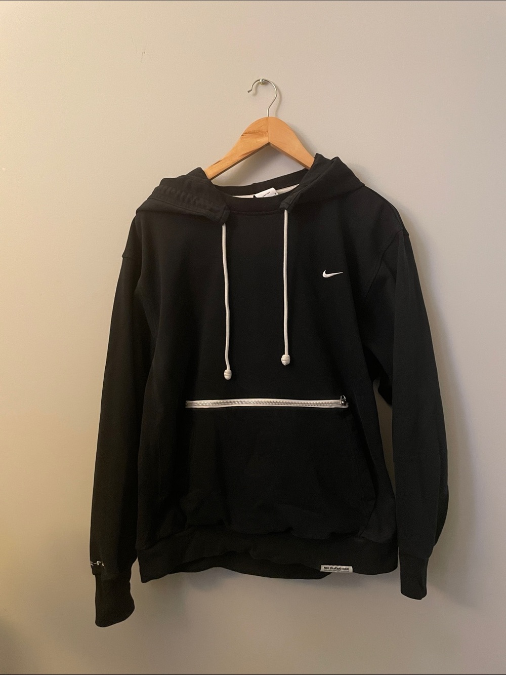 Nike Black Hoodie • Women’s M